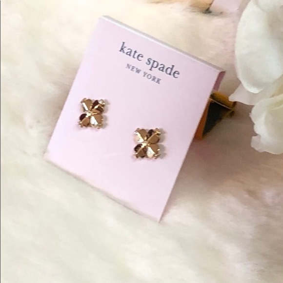 NWT KATE SPADE ♠️ FLOWER LEGACY LOGO FLOWER STUDS - Picture 4 of 8